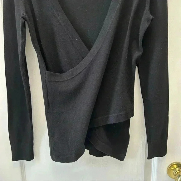 Ricki’s Wrap Front Sweater Deep V Neckline Thin Knit Stretch Fit Black Size XS - Picture 6 of 15